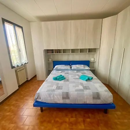 Venice Nora's House דירה מסטרה